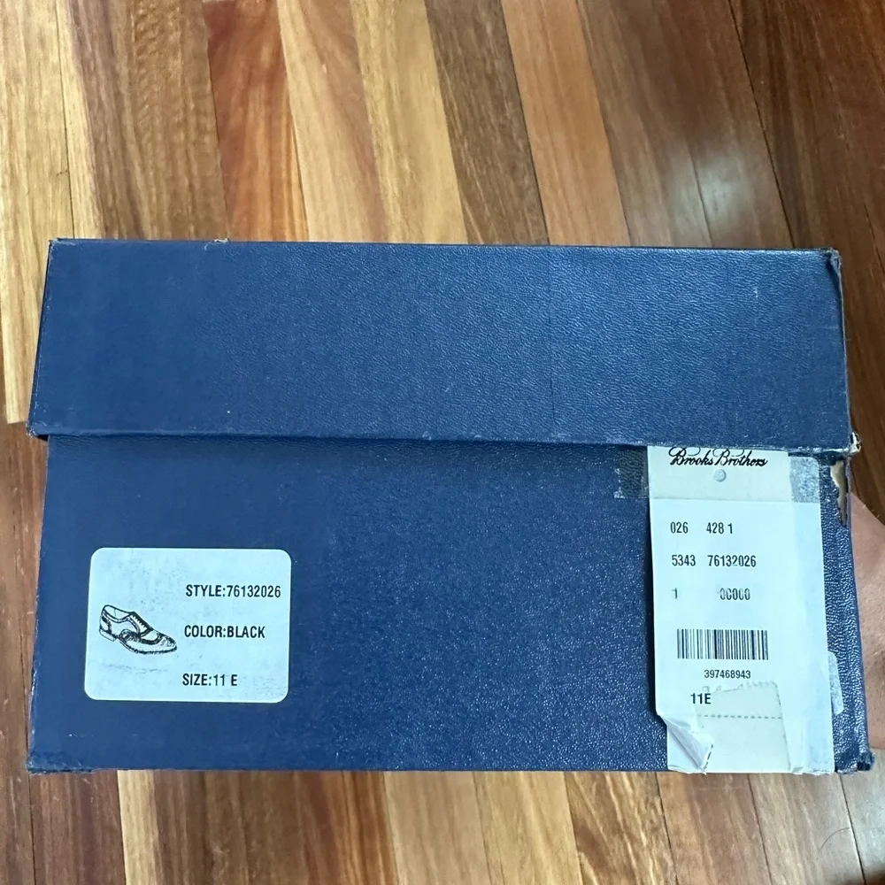 Allen Edmonds for Brooks Brothers McAllister Wingtip Oxford Dress Shoe (Black) - Picture 6 of 6